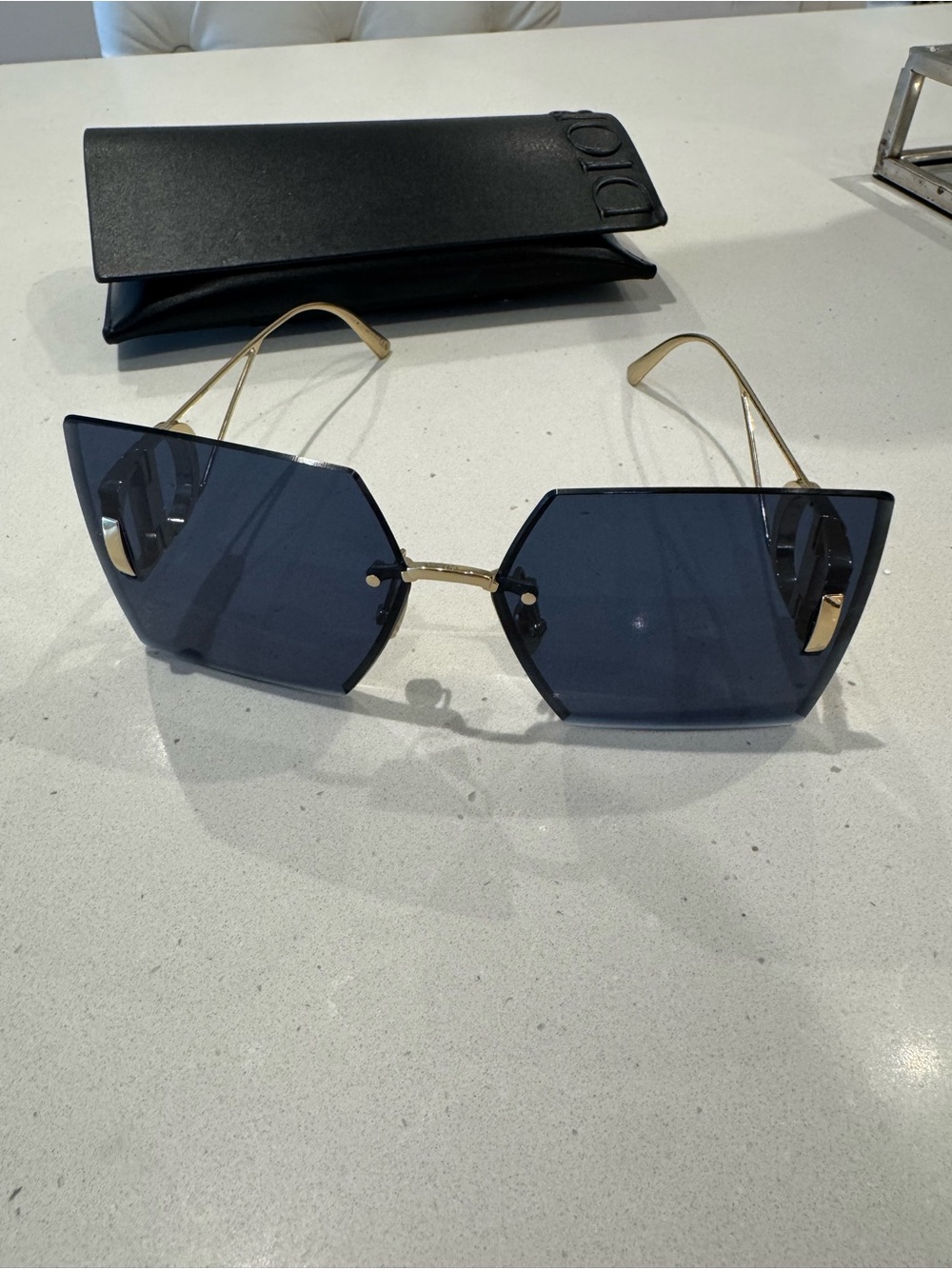 Dior Rimless Sunglasses with Gold Frame - Picture 2 of 7